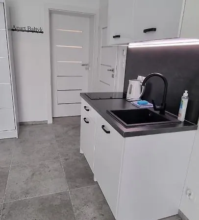 ホームステイ Baltyk & ウェバ